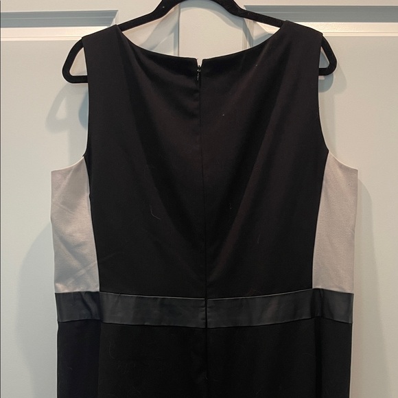 Lauren Ralph Lauren color block sheath dress with faux leather accent size 18W - Picture 6 of 6